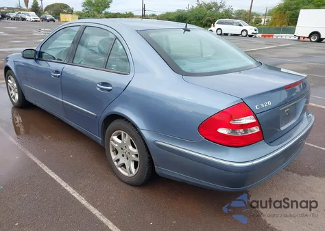 2003 Mercedes-Benz E 320 из США, поврежденный, VIN WDBUF65J73A386482